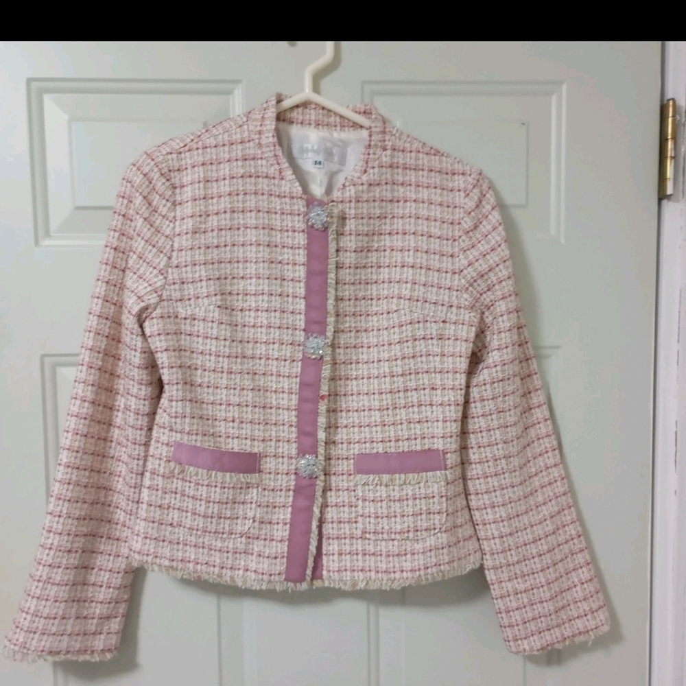 Chic Pink Tweed Jacket